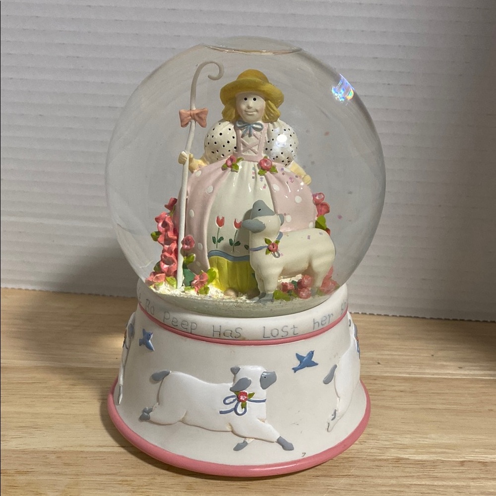 Little Bo Peep Musical Snow Globe